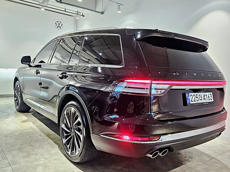 Lincoln AVIATOR