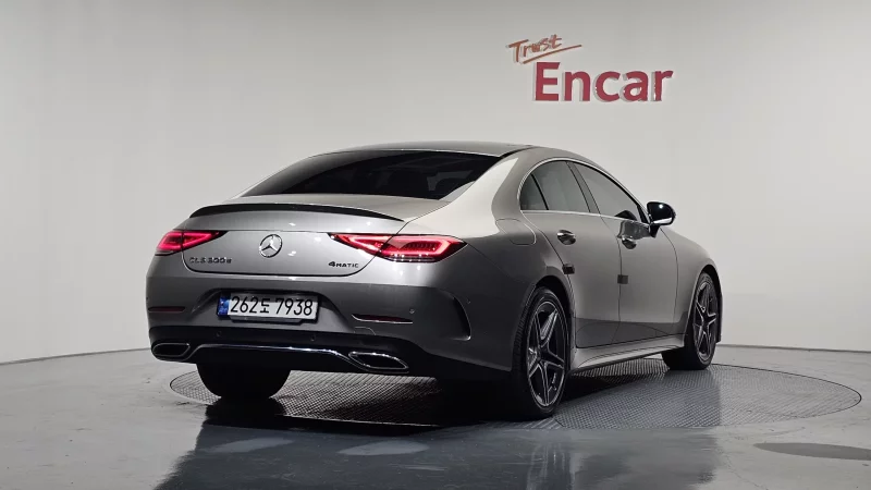 Mercedes-Benz CLS-Class