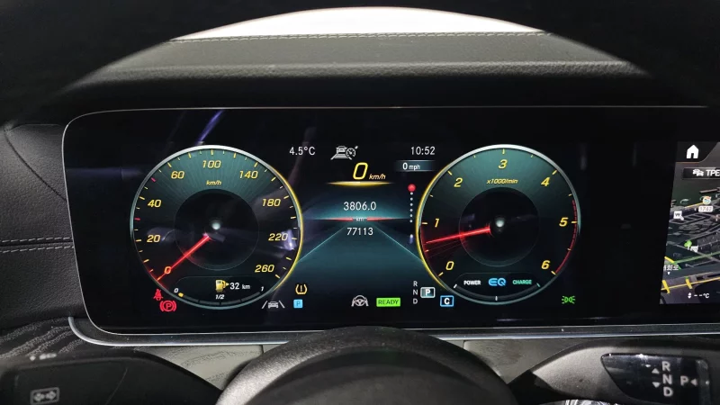 Mercedes-Benz CLS-Class