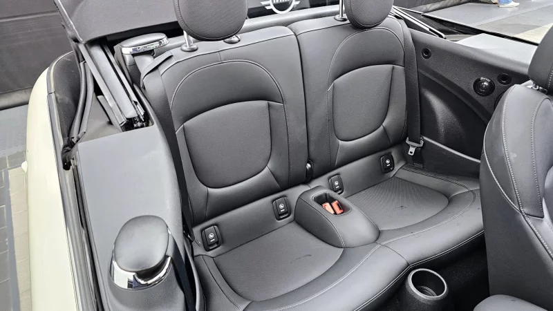 MINI Cooper Convertible