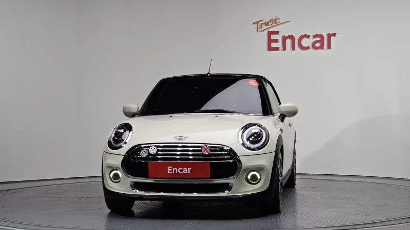 MINI Cooper Convertible