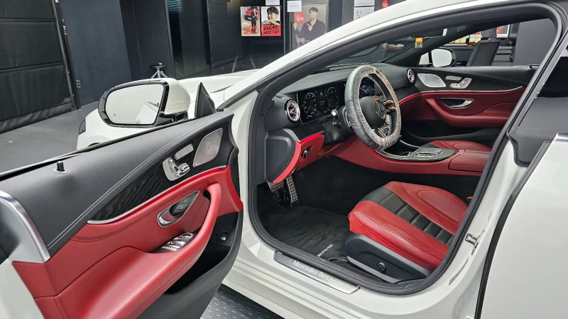 Mercedes-Benz CLS-Class