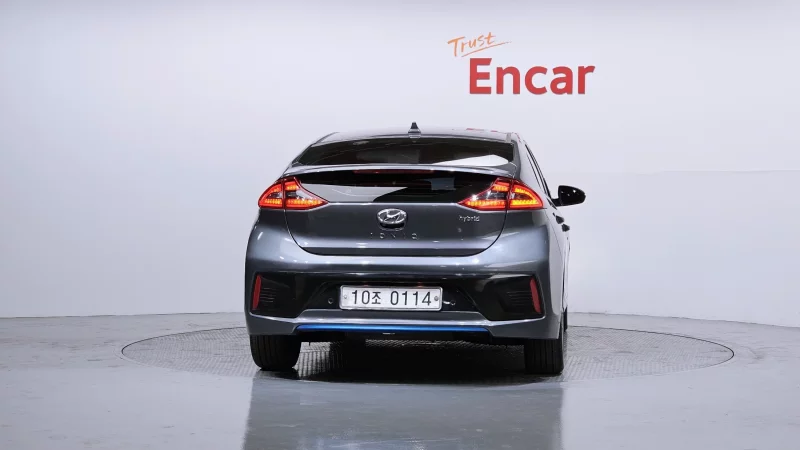 Hyundai Ioniq