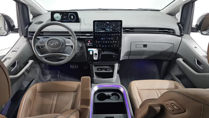 Hyundai Staria