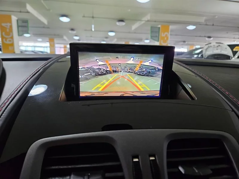 Aston Martin VANTAGE