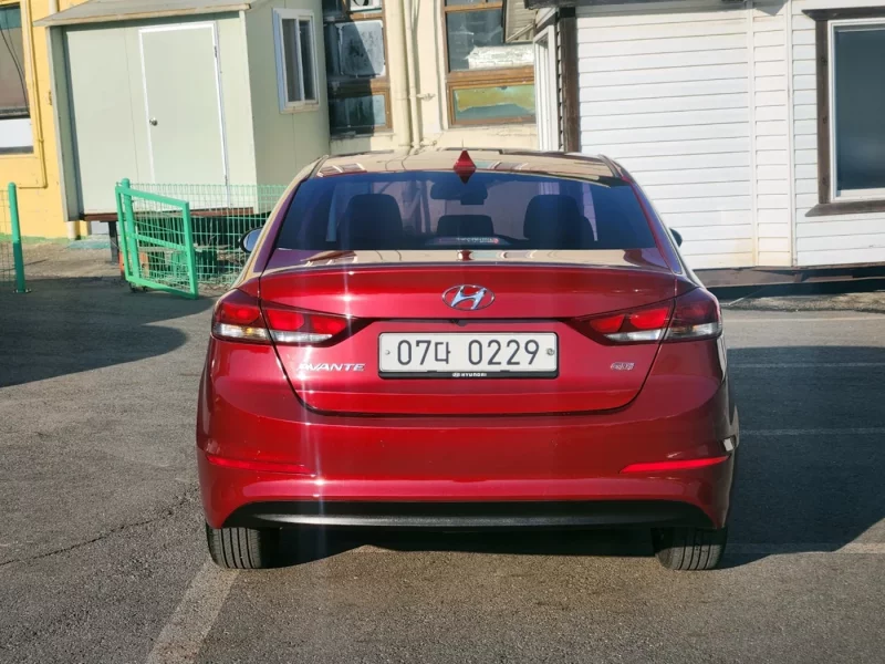 Hyundai AVANTE