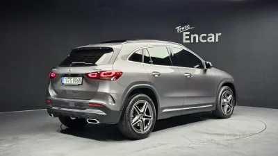 Mercedes-Benz GLA-Class