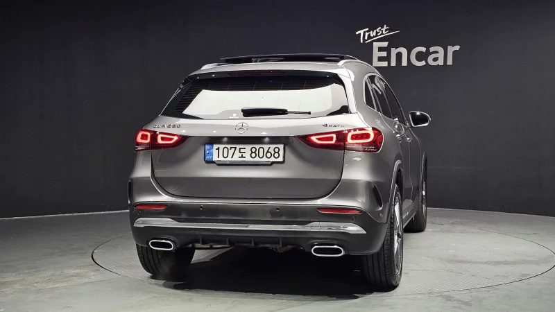 Mercedes-Benz GLA-Class