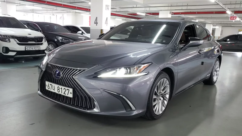 Lexus ES300h