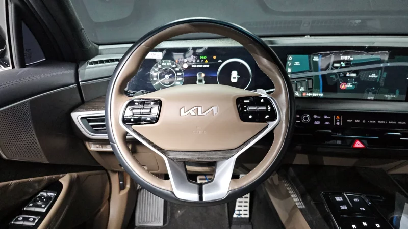 Kia K8