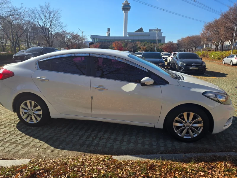 Kia K3
