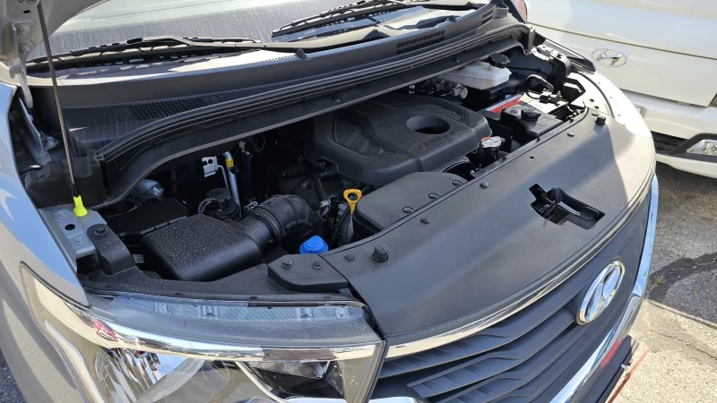 Hyundai Grand Starex