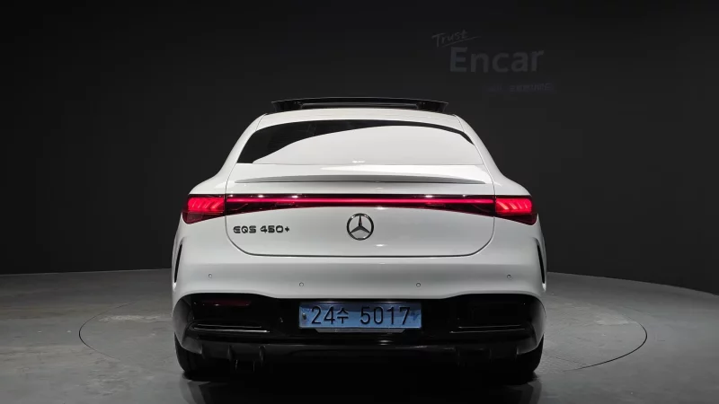 Mercedes-Benz EQS