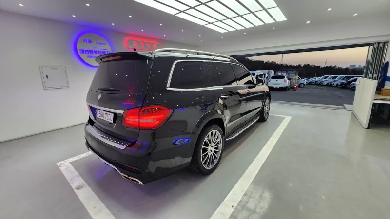 Mercedes-Benz GLS-Class