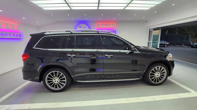 Mercedes-Benz GLS-Class