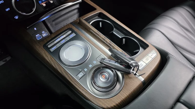 Genesis Electrified G80