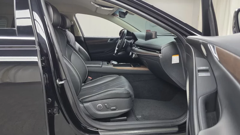 Genesis Electrified G80