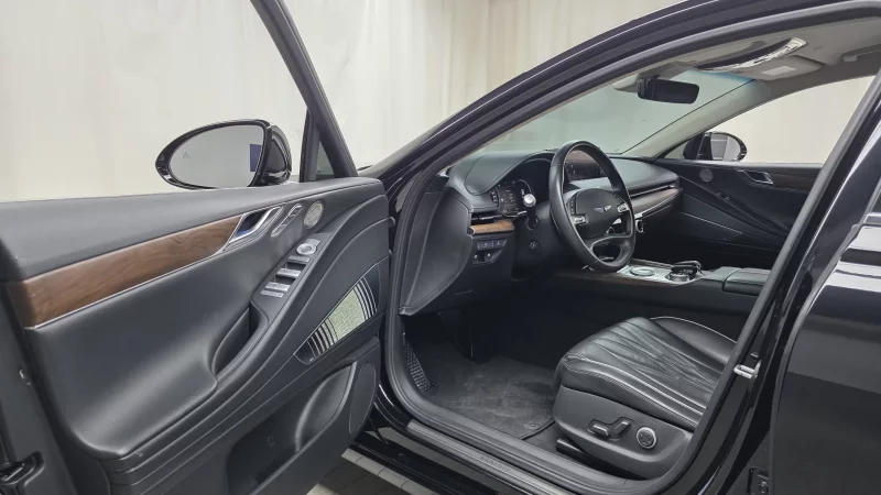 Genesis Electrified G80