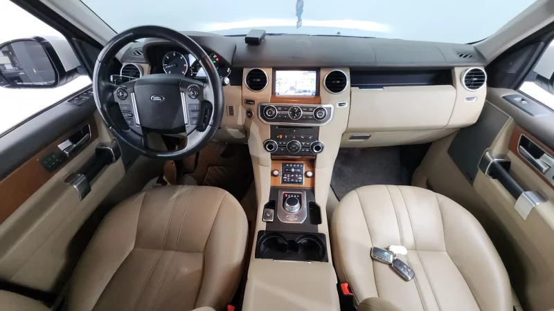 Land Rover DISCOVERY