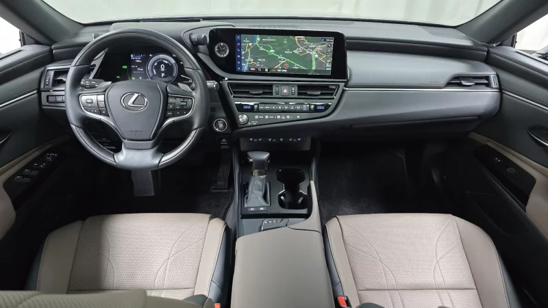 Lexus ES300h