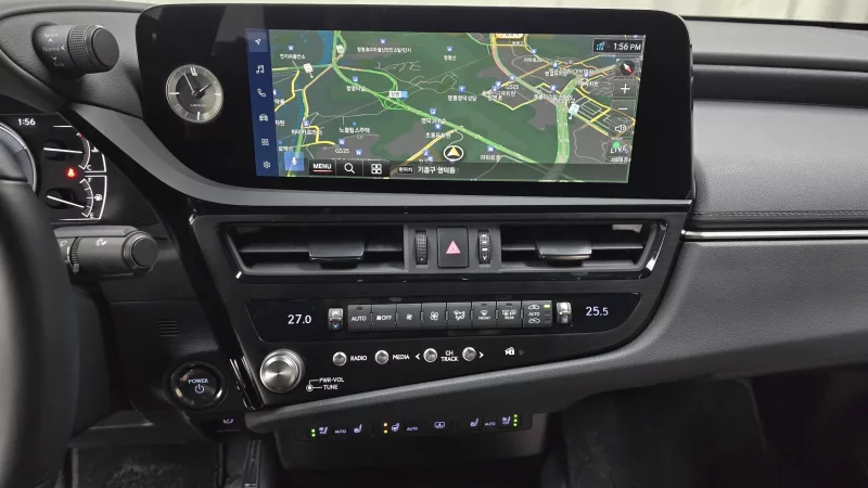 Lexus ES300h