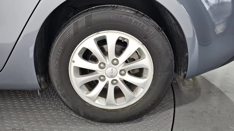 Kia K3