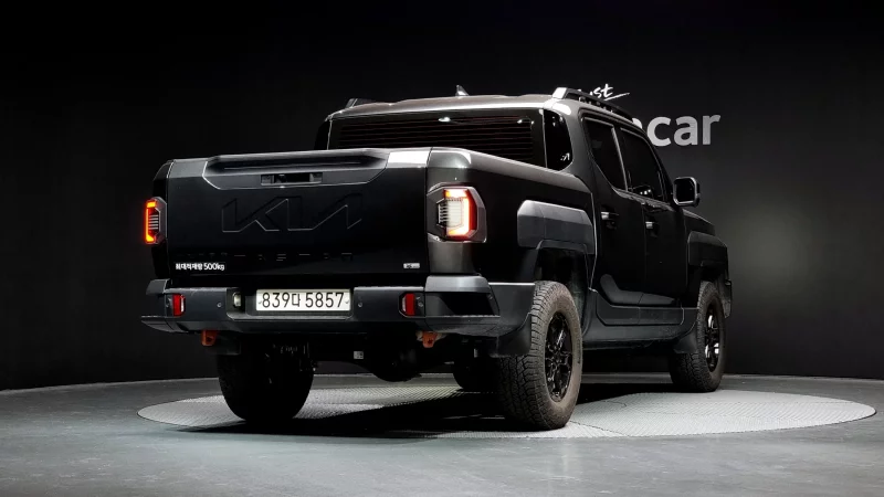 Kia Tasman