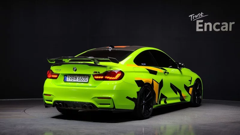BMW M4