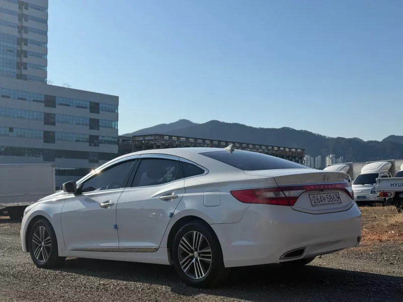 Hyundai Grandeur