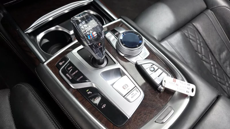 BMW 7-Series