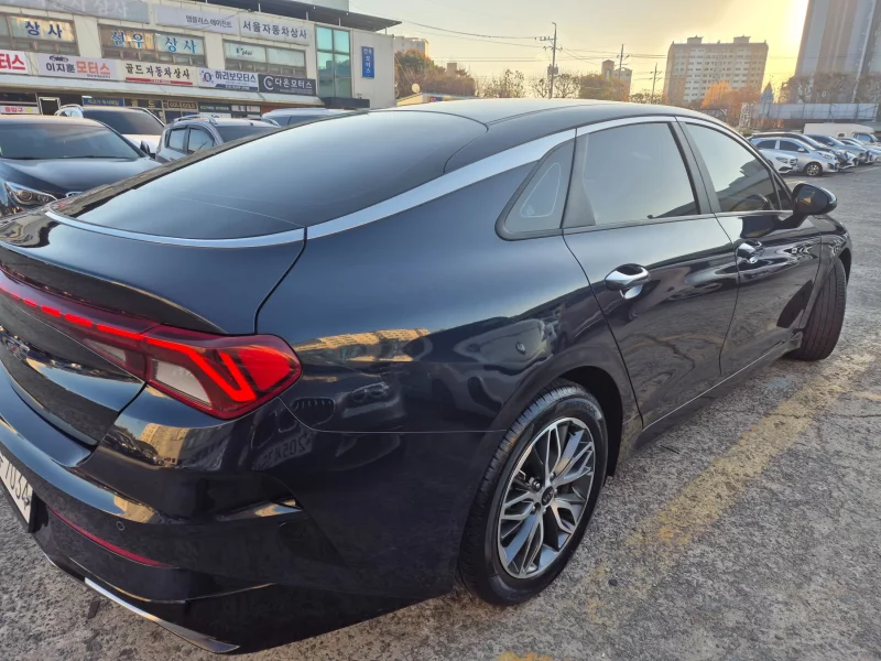 Kia K5