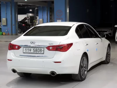 Infiniti Q50