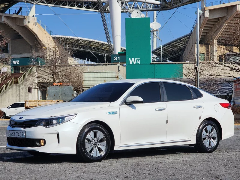 Kia K5