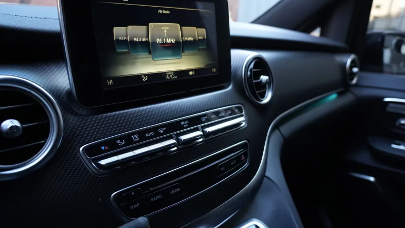 Mercedes-Benz V-Class