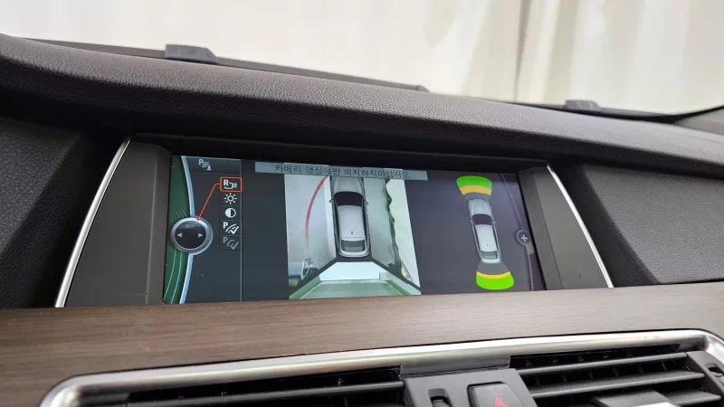 BMW 5-Series Gran Turismo