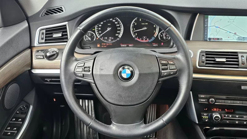 BMW 5-Series Gran Turismo