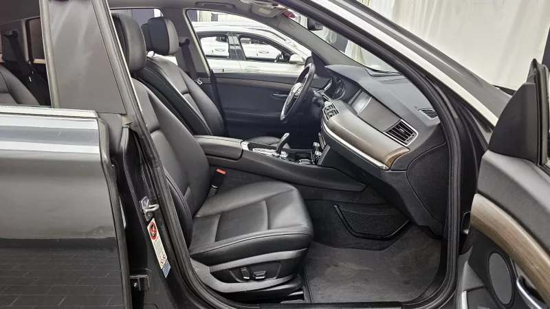BMW 5-Series Gran Turismo