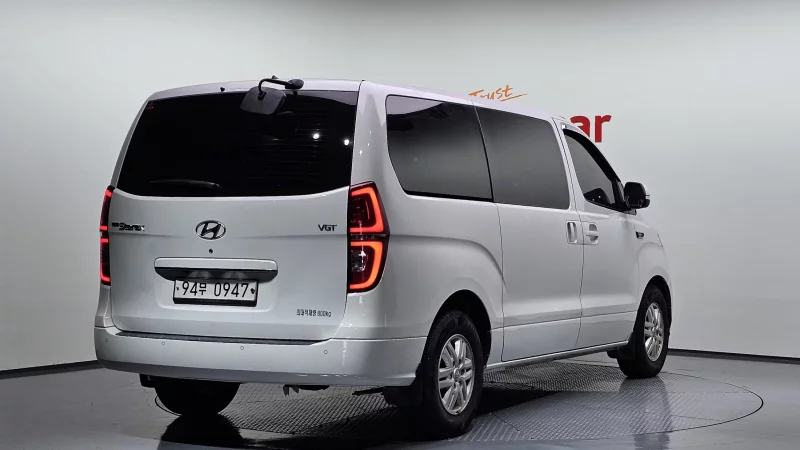 Hyundai Grand Starex