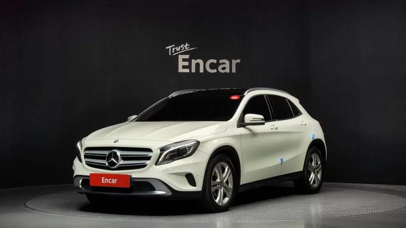 Mercedes-Benz GLA-Class