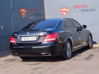 Hyundai Equus
