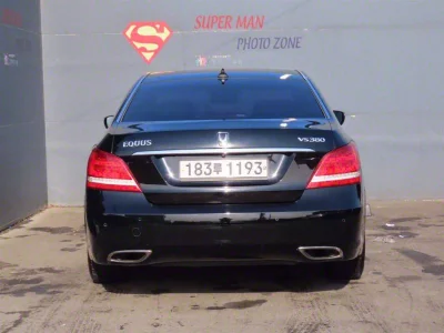 Hyundai Equus