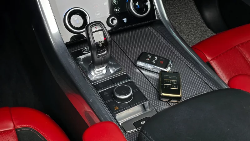 Land Rover RANGE ROVER SPORT