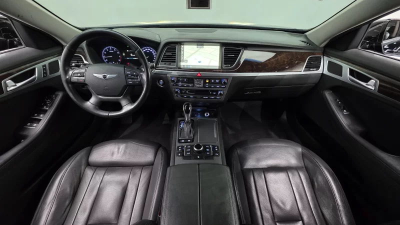 Hyundai Genesis
