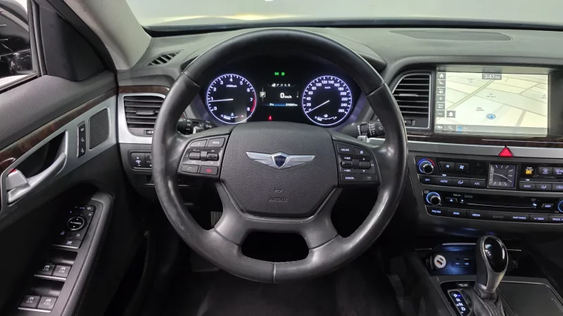 Hyundai Genesis