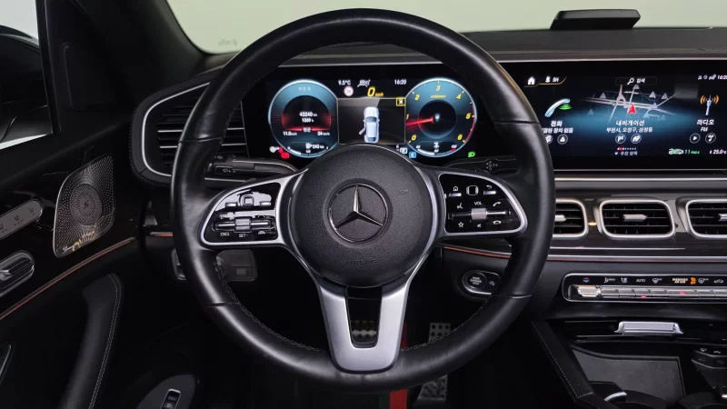 Mercedes-Benz GLE-Class