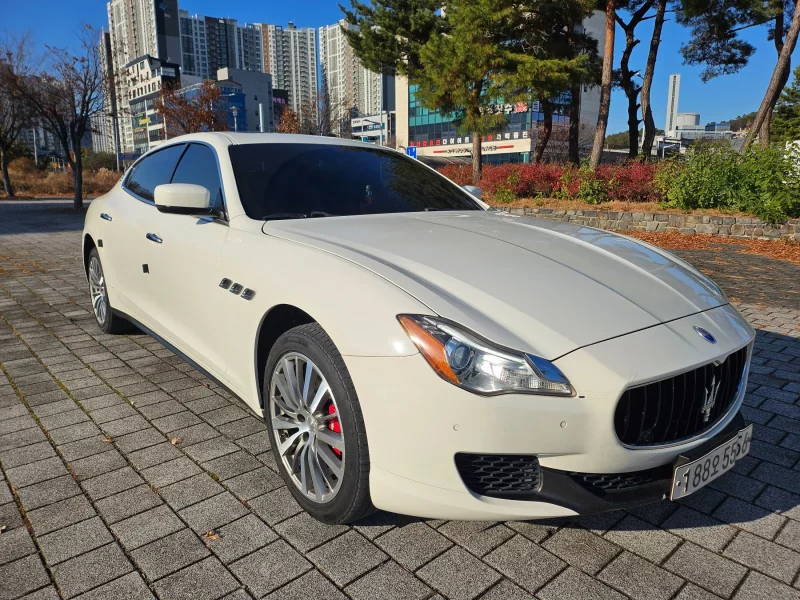 Maserati QUATTROPORTE