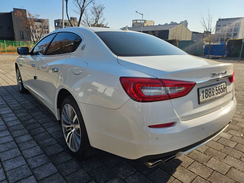 Maserati QUATTROPORTE