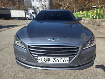 Hyundai Genesis
