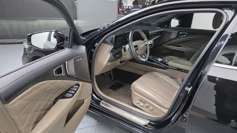 Kia K8
