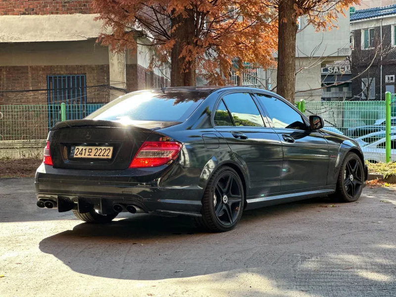 Mercedes-Benz C-Class